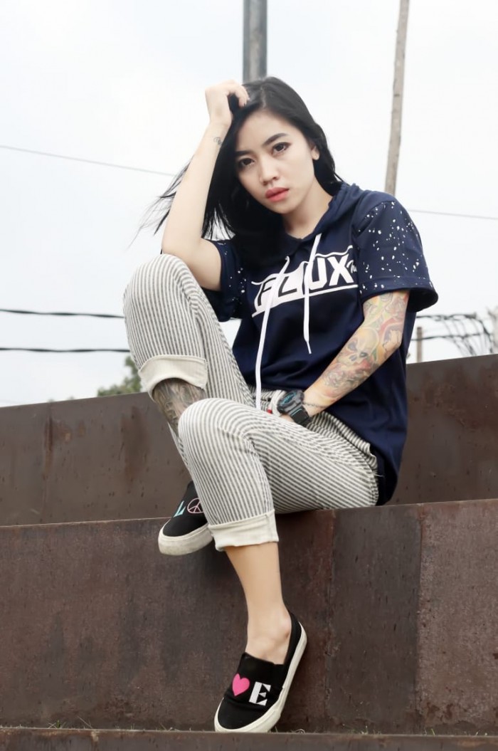 distro bandung T shirt hoody 